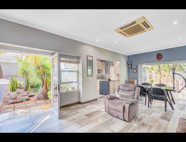 3 BEDROOM TOWNHOUSE FOR SALE IN MAGALIESSIG